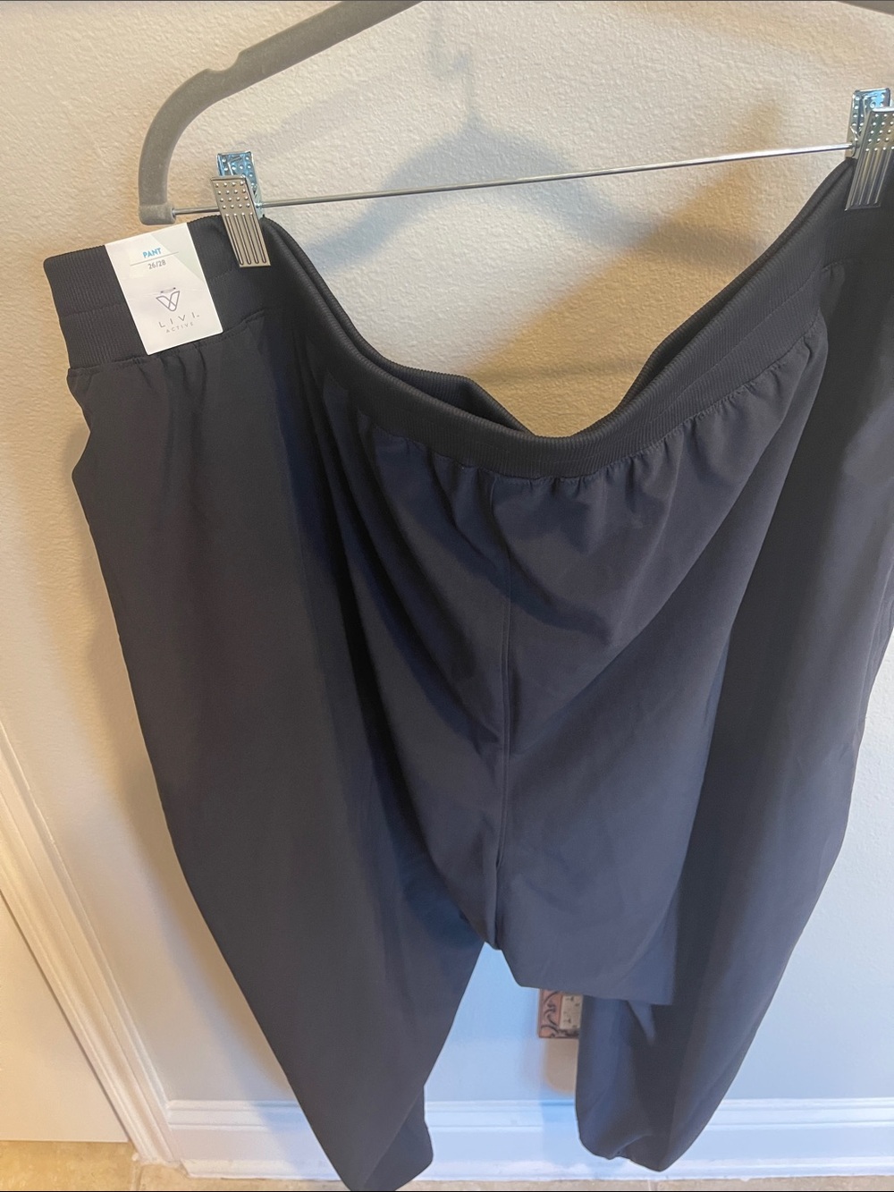 Livi Active Black Jogger Pants with Elastic Waistband - Size 26/28 - Lane Bryant
